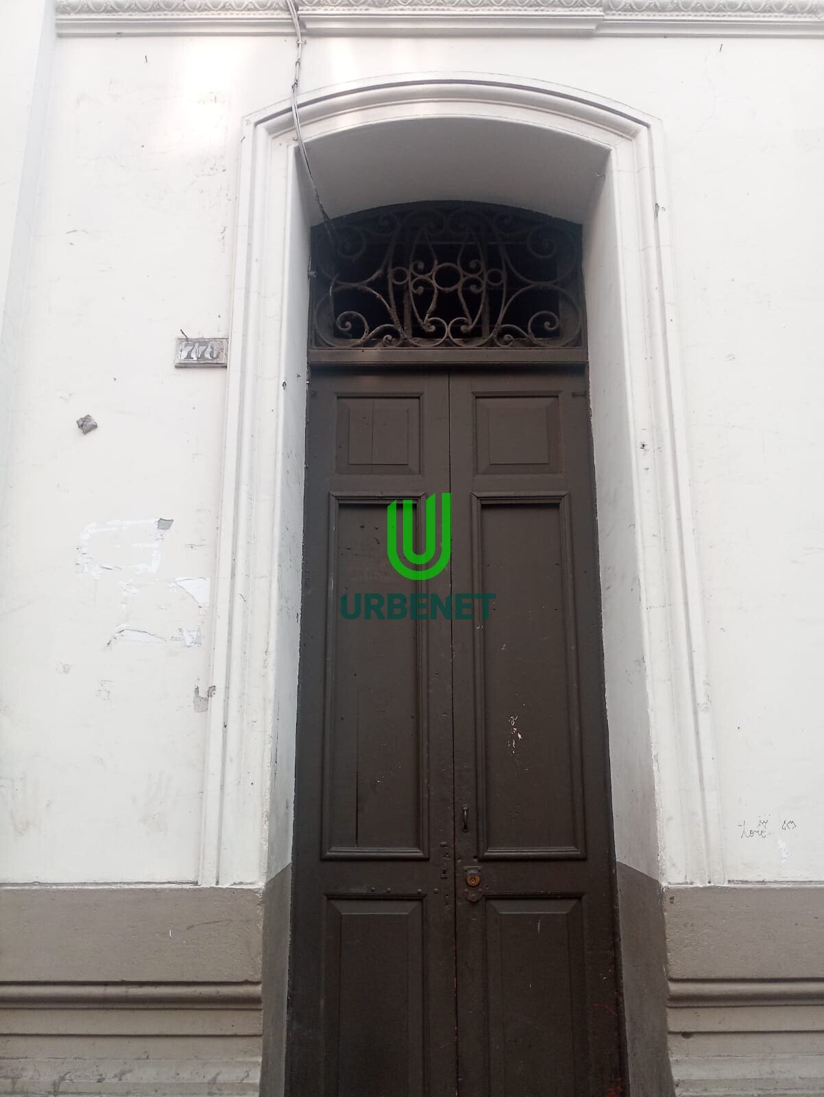 SE ALQUILA DEPARTAMENTO COMERCIAL EN PARURO